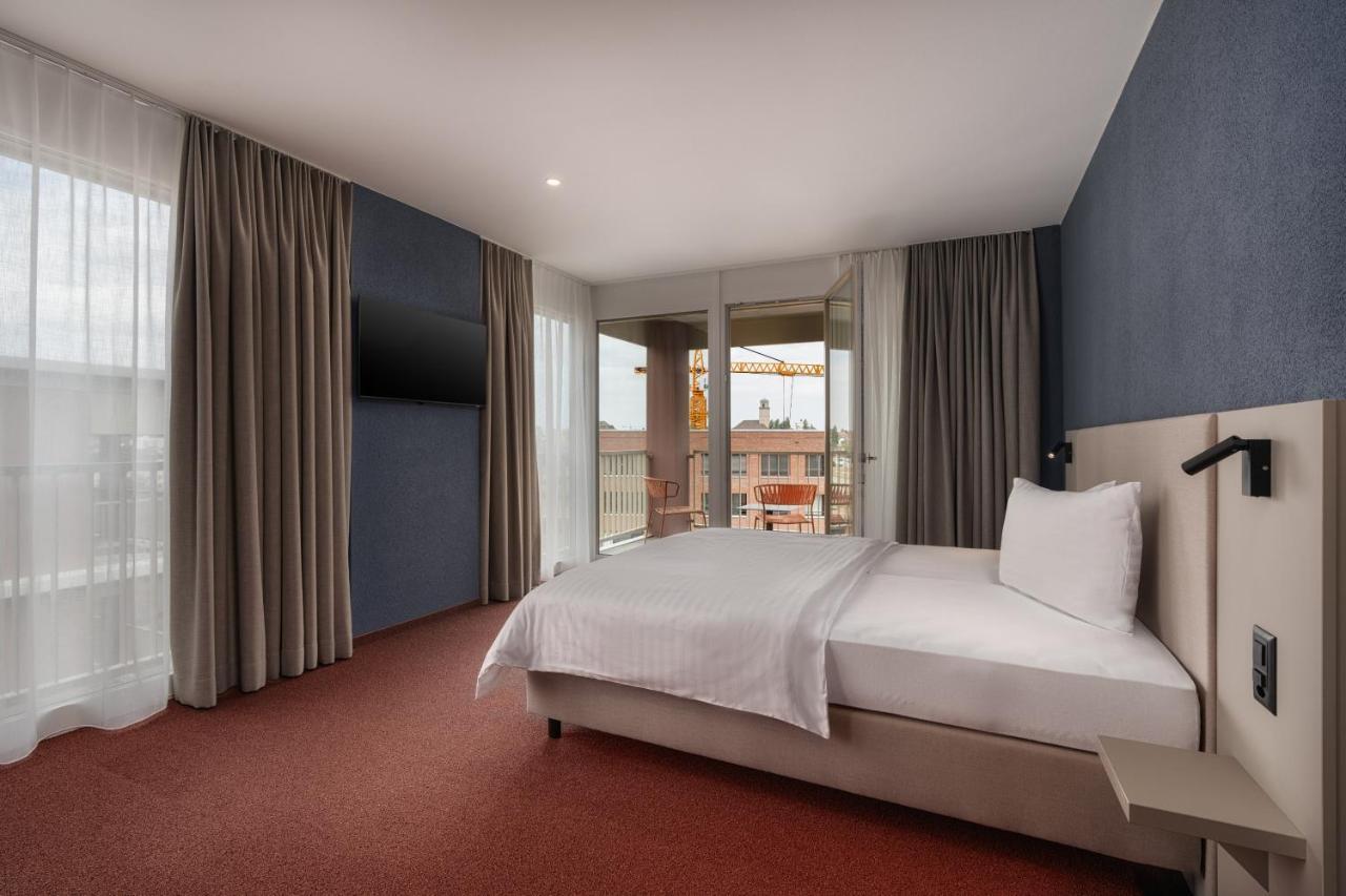 B-Smart Hotel Арбон Экстерьер фото